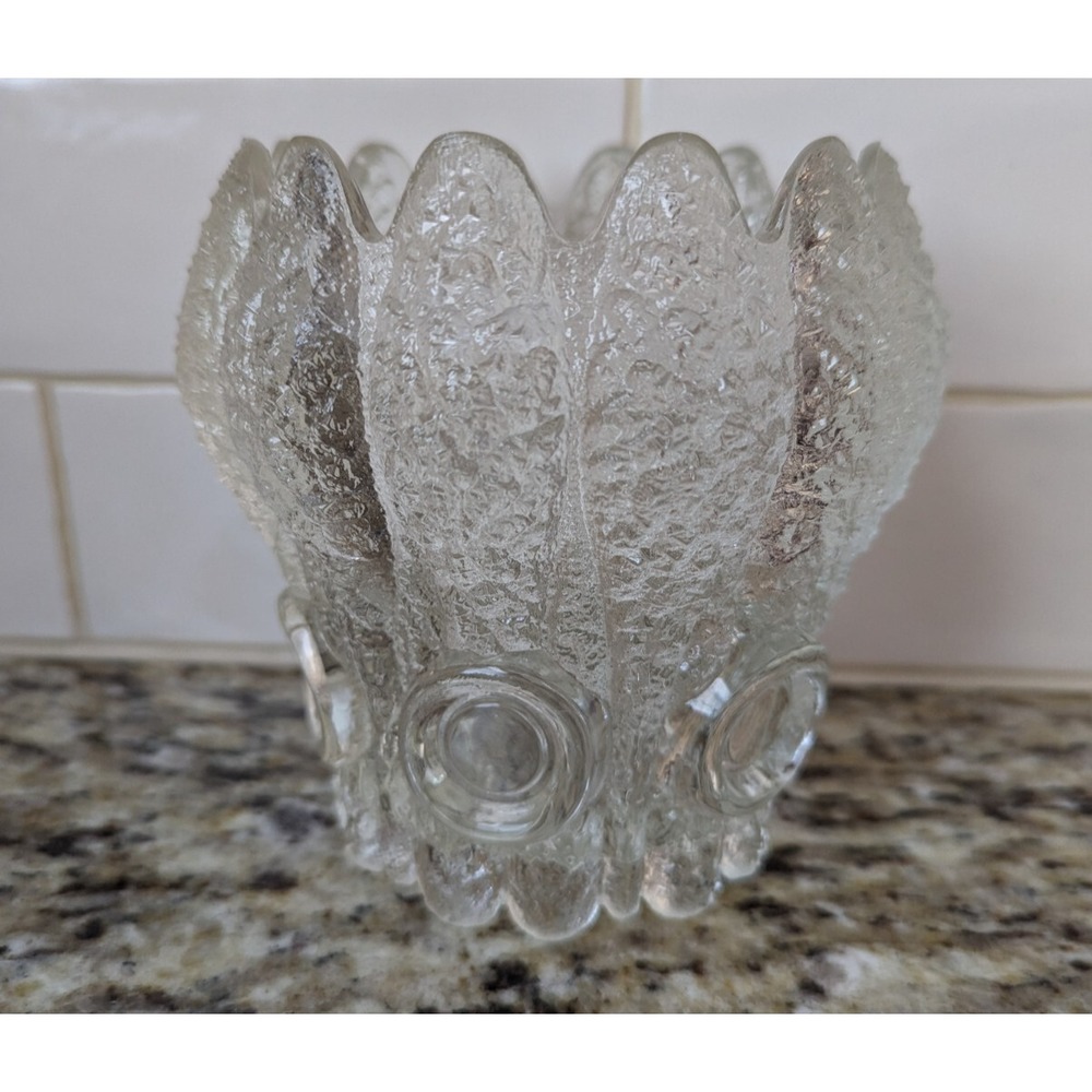 Vintage Vase Container Unique Clear Textured Glass Coral Floral Design Heavy - Picture 1 of 8